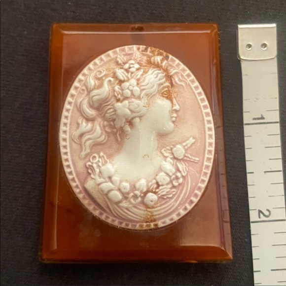 Vintage Bakelite back - Picture 1 of 3